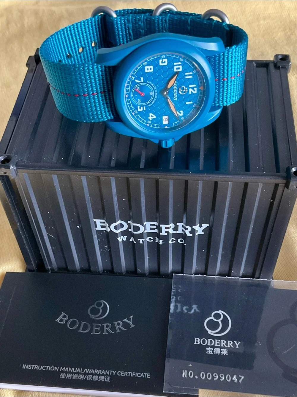 Mint Automatic Hi-Beat Boderry Titanium Field Watch Original Box/Manual